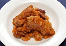 白インゲン豆と豚バラ肉の煮込み