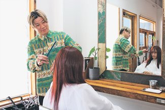 私が『君たち』だった頃<br /><ruby>水<rp>（</rp><rt>みず</rt><rp>）</rp></ruby><ruby>間<rp>（</rp><rt>ま</rt><rp>）</rp></ruby><ruby>将<rp>（</rp><rt>まさ</rt><rp>）</rp></ruby><ruby>志<rp>（</rp><rt>し</rt><rp>）</rp></ruby>さん（美容師）