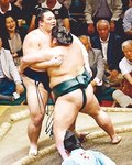 朝乃山負け越し、7勝８敗　夏場所千秋楽