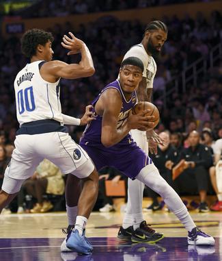 八村１４得点　チーム６連勝