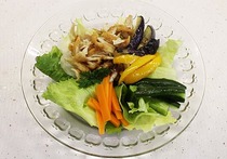 揚げ焼きささみとナスのサラダ