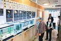 すしネタ見るなら魚津水族館　飼育員食レポも展示