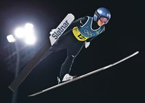 ジャンプ混合団体日本、北京の雪辱　ミラノ五輪