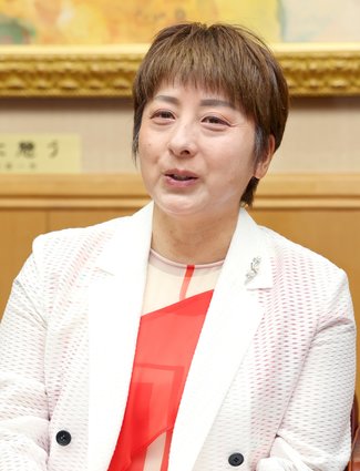 庭田氏「まずは物価高対策」　参院選富山選挙区初当選、本社で意気込み