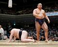 横綱豊昇龍、連敗止めて３勝目