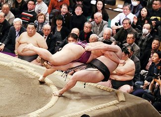 朝乃山、２桁勝利達成　初場所千秋楽