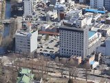 ホテルやマンションを建設する富山市桜木町の再開発事業予定地。中央のビルは富山第一ホテル