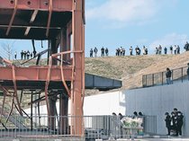 「頑張るから」涙と誓い　東日本大震災１４年、大切な人へ思い寄せる