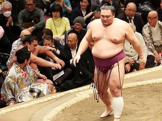 朝乃山、力強く３連勝　大相撲初場所３日目