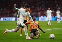 モロッコ、１次リーグを首位突破