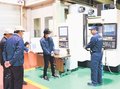高機能工作機械を紹介　キタムラ機械（高岡）、取引先が工場見学