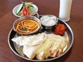 【注目の店】カレーとぴったり濃厚チーズナン「インド・ネパールダイニング スレス 入善上野店」（入善町）