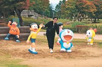 おかえりドラえもん　高岡・おとぎの森 像塗り直し再設置