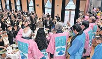 南米との絆に思い　ブラジル県人会６５周年式典、新田知事ら２００人祝う