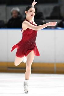 フィギュア青木祐奈がＳＰ首位