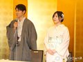 松井珠理奈＆辻本達規、そろって結婚会見　松葉づえで登場の辻本を珠理奈がサポートする場面も