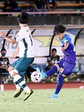 カターレ、３－０で相模原下す