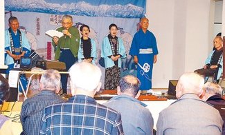 相撲甚句で朝乃山関を応援　県連合会上市支部
