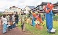 ユニーク作品楽しむ　高岡、中田かかし祭最終日