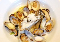 マダラとアサリの軽い煮込み