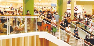 優勝いける一転ため息　朝乃山連敗　県民「千秋楽　底力を」