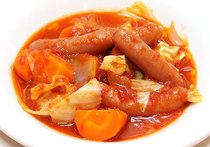 ソーセージとキャベツのトマト煮