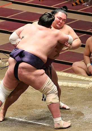朝乃山 連勝ならず　１１月場所２日目、照ノ富士には３連敗