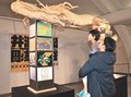 井波彫刻と九谷焼の万博コラボ作品、南砺・福野でお披露目