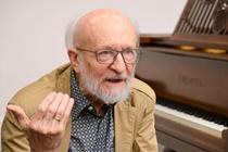 ロシアの巨匠リュビモフは、それでもウクライナの盟友シルヴェストロフの曲を奏でる【クレッシェンド！】