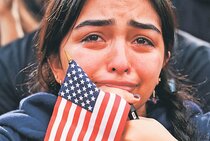 トランプ派「新時代」到来　女性候補敗退、民主の傷深く