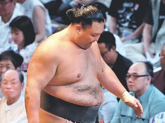 朝乃山、見せ場なく　大相撲名古屋場所２番相撲
