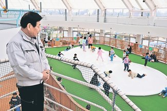てくてく風土記<br />高岡おとぎの森公園周辺（１）おとぎの森館／市民集う憩いの場