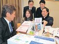 氷見のたまもの凝縮　１８事業者と本社が復興へ商品化、「富山もよう」の箱に特産品