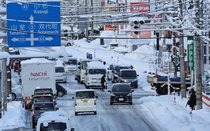 高岡で積雪５０センチ、砺波４３センチ（午前９時現在）２３日も大雪警戒、県内